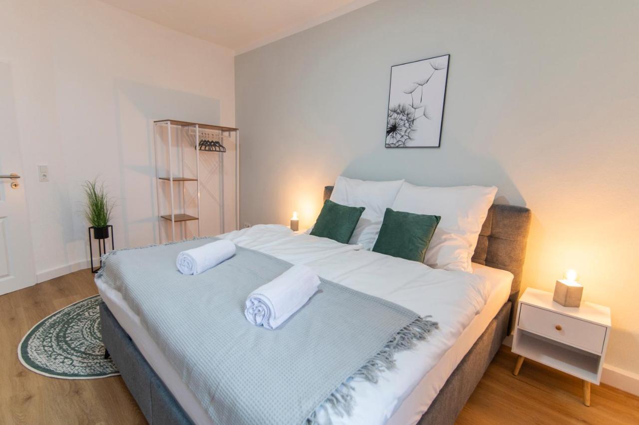 Peter Apartments - Wohnung 90Qm, 3 Schlafzimmer, Kueche, Wohnzimmer, Balkon, Netflix ฟุลดา ภายนอก รูปภาพ