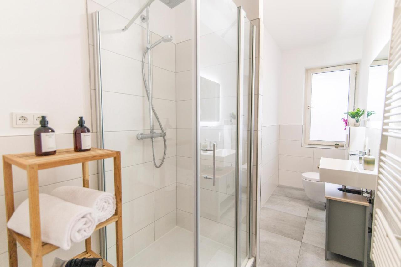 Peter Apartments - Wohnung 90Qm, 3 Schlafzimmer, Kueche, Wohnzimmer, Balkon, Netflix ฟุลดา ภายนอก รูปภาพ