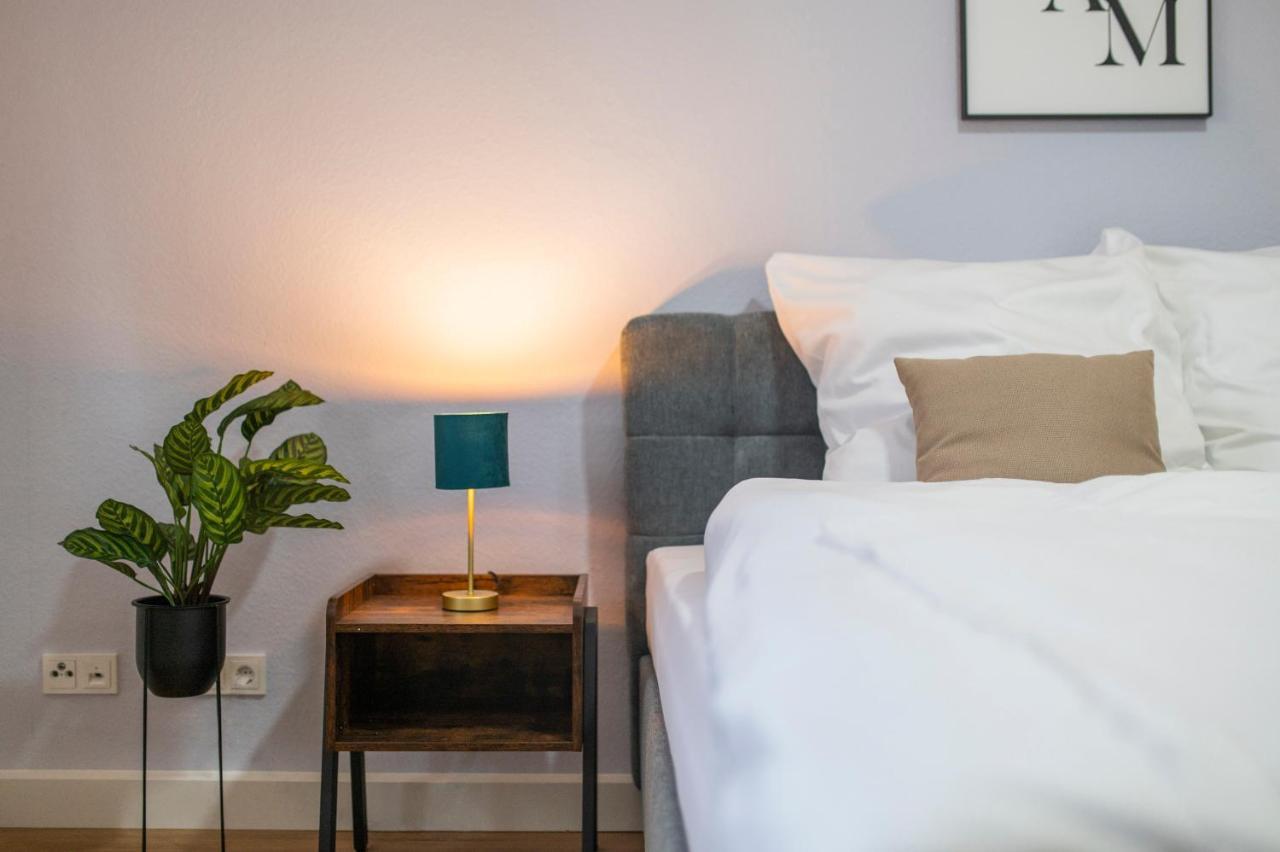 Peter Apartments - Wohnung 90Qm, 3 Schlafzimmer, Kueche, Wohnzimmer, Balkon, Netflix ฟุลดา ภายนอก รูปภาพ