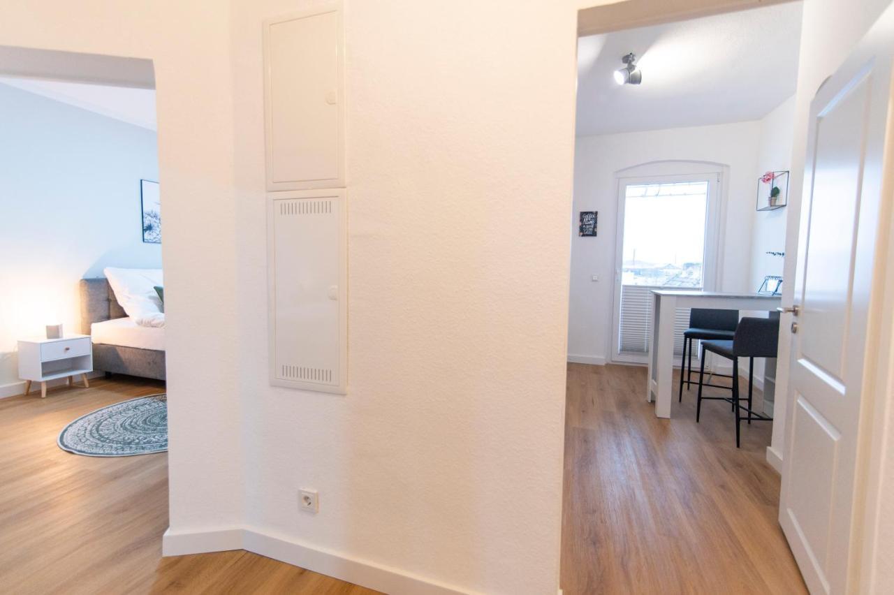 Peter Apartments - Wohnung 90Qm, 3 Schlafzimmer, Kueche, Wohnzimmer, Balkon, Netflix ฟุลดา ภายนอก รูปภาพ